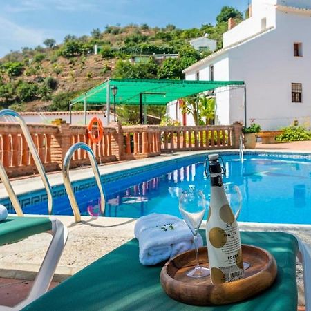 Molino Del Alferez Sayalonga By Ruralidays Villa Luaran gambar